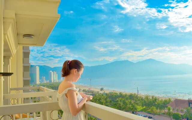 BlueSun Danang Beach Hotel