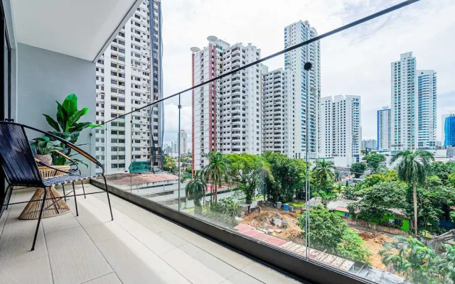 w Bright 1BR w Private Balcony in San Francisco