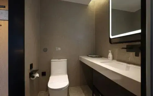 Liyi Hotel (Urumqi Hetian Second Street Dehui Wanda Branch)