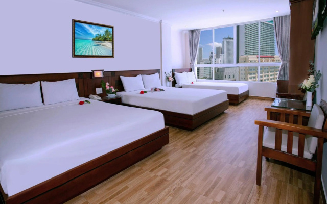 Nice Swan Hotel – Guest Rooms – Nha Trang