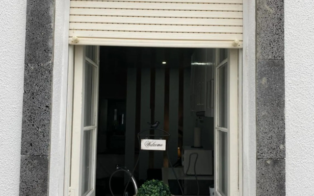 THE CEDAR TREE HOUSE Studio 48