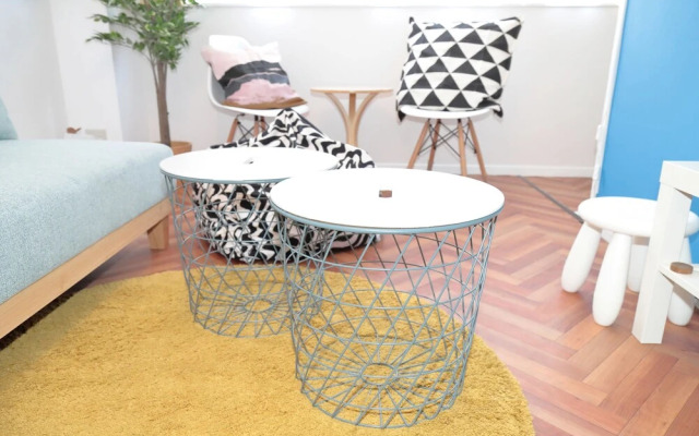 Vivid Zebra House (197-1)