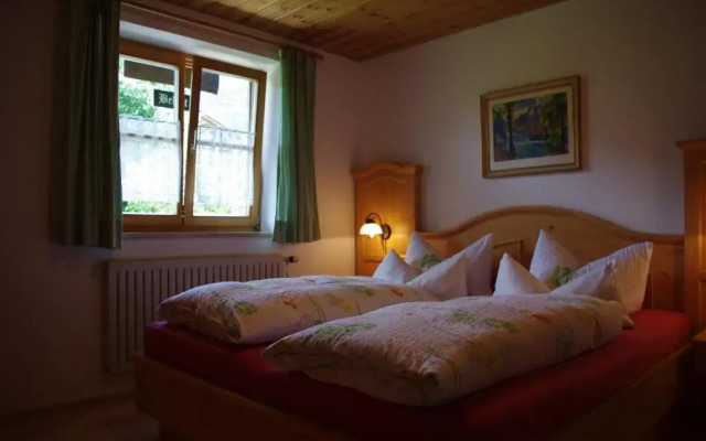 Ferienwohnung Haus Alpenrebe