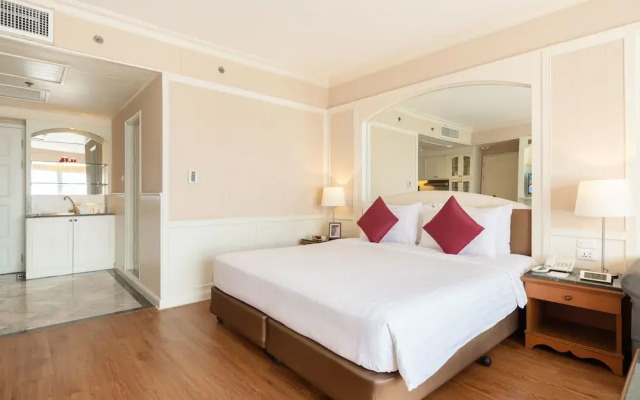 Innermost Pratunam by Favstay