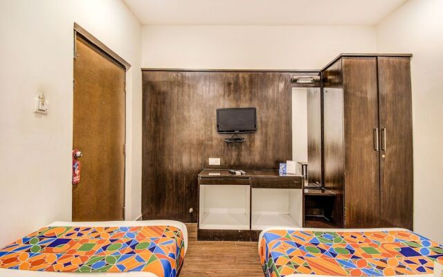 FabHotel Scarlet