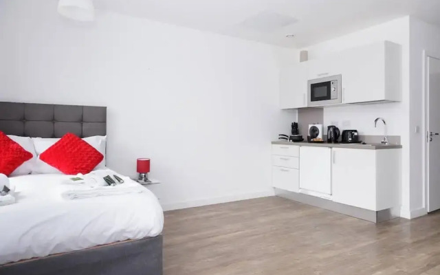 Beautiful Apartment In Vibrant City Centre!