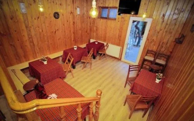 Hotel 5 Rooms