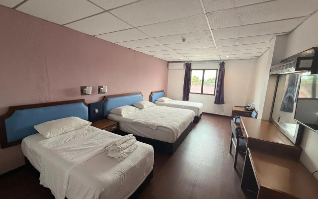 Anika Inn Kluang