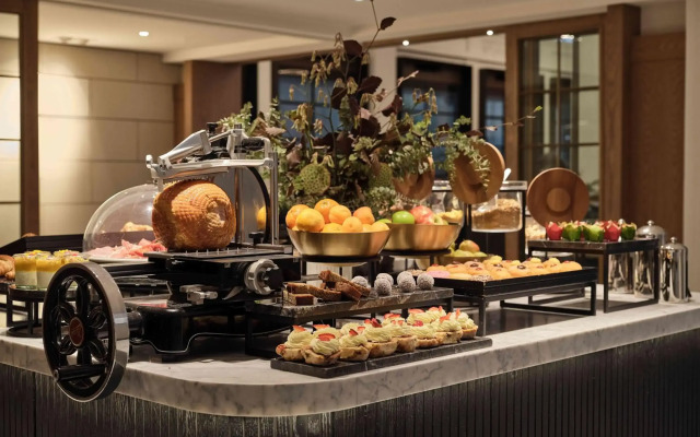 Hilton Melbourne Little Queen Street
