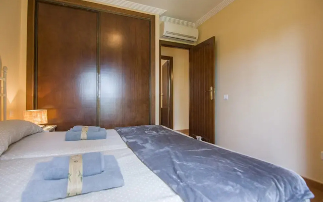 Apartment Next to Golf Course