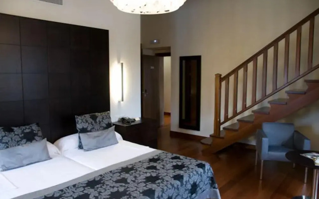 Hotel Palacio De Meras