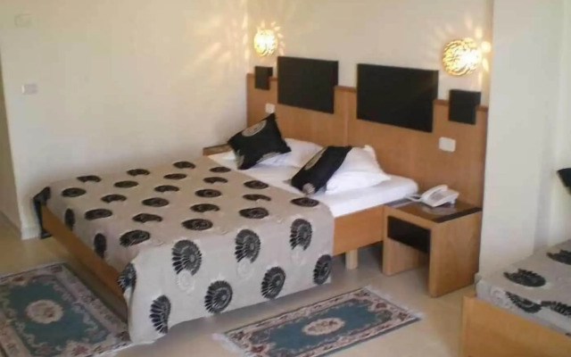Hotel Les Palmiers Beach Holiday Village