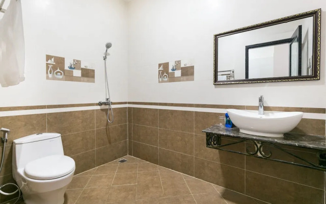 Tang Phat Hotel by OYO Rooms