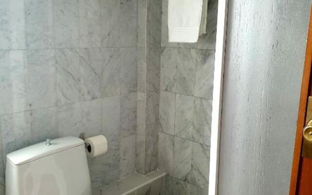 Casa Puerta de Santa Cruz