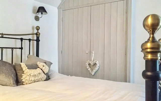 Calamine Cottage