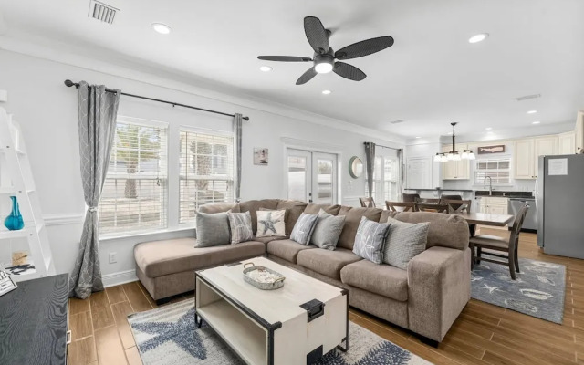 Pet Friendly Beach House - Sunset Escape