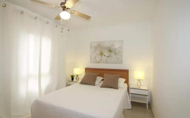 Ground floor apartment suite with private garden, Los Charcos