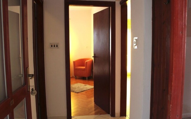 Lina - 30m From the Beach - A4