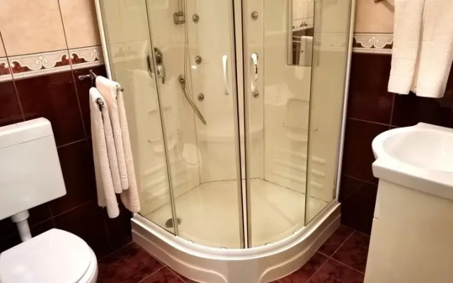 Inviting 1-Bed Apartment in Ičići