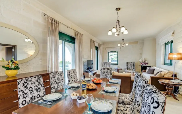 Luxury Villa in Kera