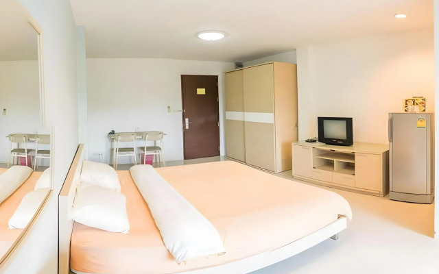 Sansuk Apartment