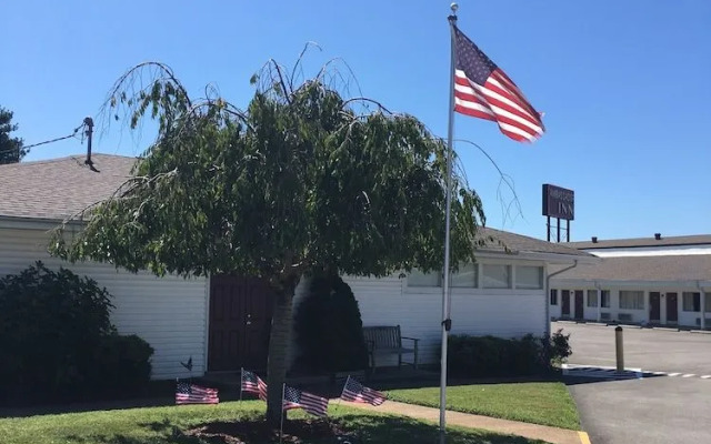 Ambassador Inn And Suites