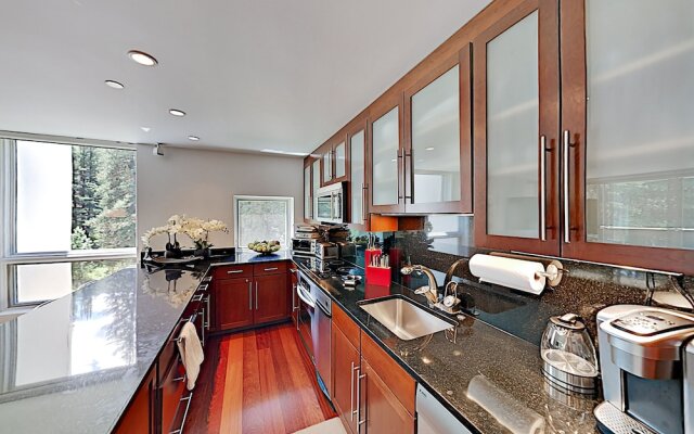 450eliot 3 Bedroom Condo