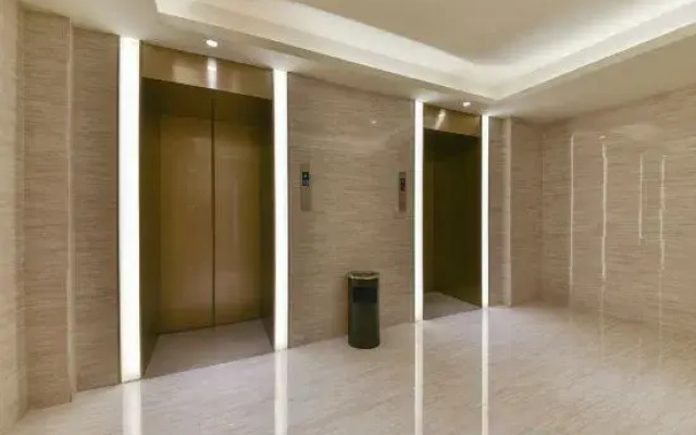JI Hotel (Shijiazhuang Yitang Subway Station)