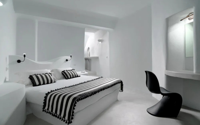Tholos Resort Hotel