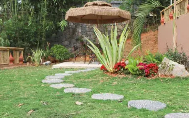 Yueting Hot Spring B&B