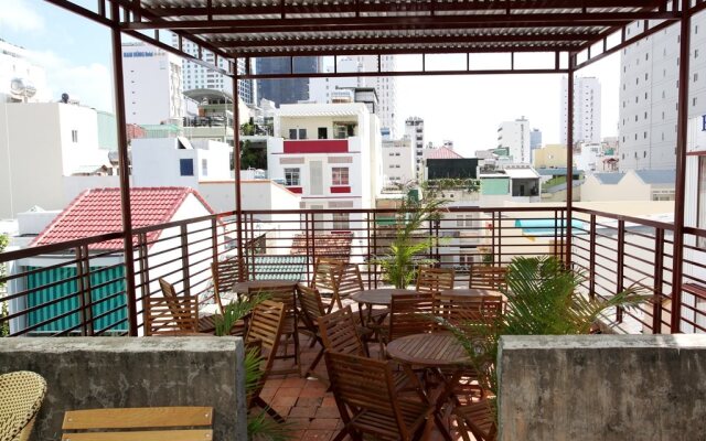 Phi Long Backpacker Hostel Nha Trang