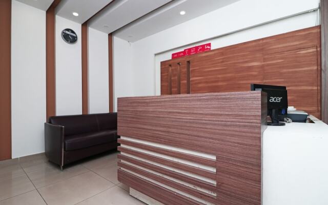 Hotel City Square by OYO Rooms