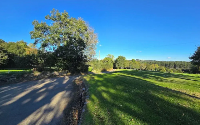 Lakeviews/quietness/parking/longstays/4guests