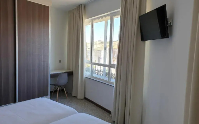 Mesón Hostal La Cabaña