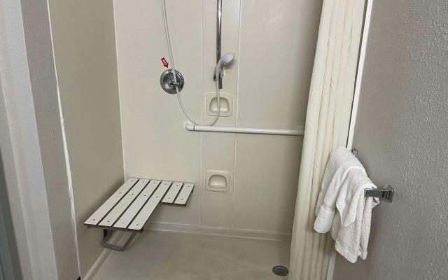 SureStay Plus Hotel by Best Western Durham Medical Center