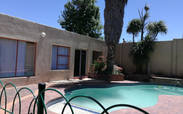 Naisar's Apartments Primrose,Johannesburg