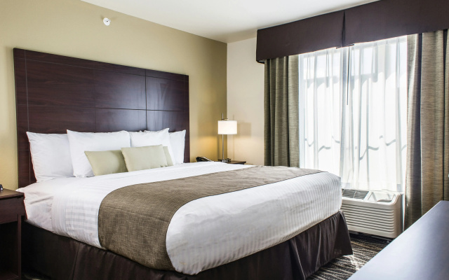 Cobblestone Hotel & Suites – Chippewa Falls