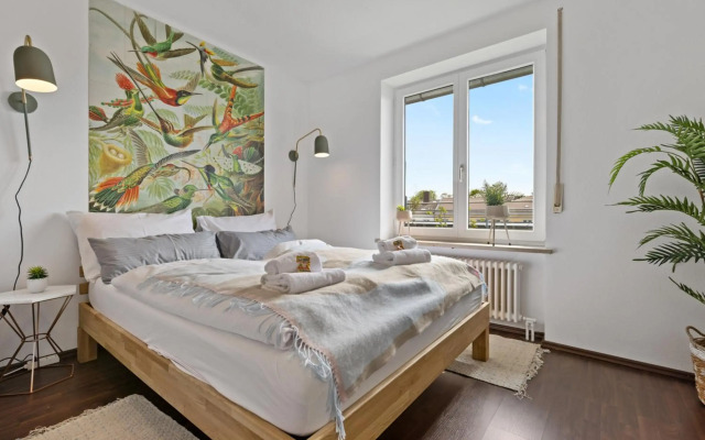 BRIGHT: The PENTHOUSE - Jacuzzi - BBQ - Parkplatz/Parking