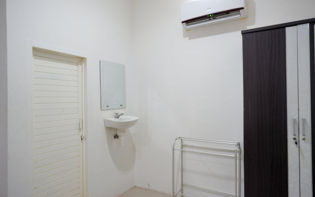 KoolKost near RS Samaritan Palu