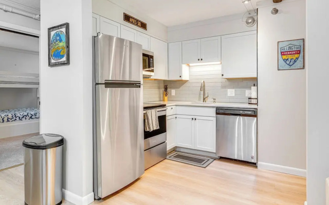 Killington Vermont Condo w/ Ski-in Trail