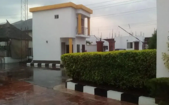 Ebiis Hotel