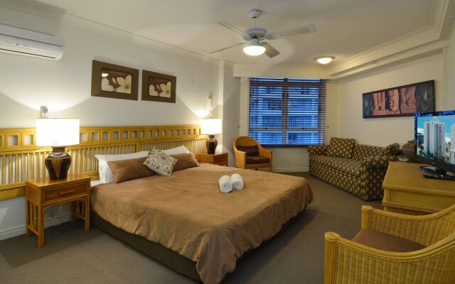 Moroccan Resort - HR Surfers Paradise