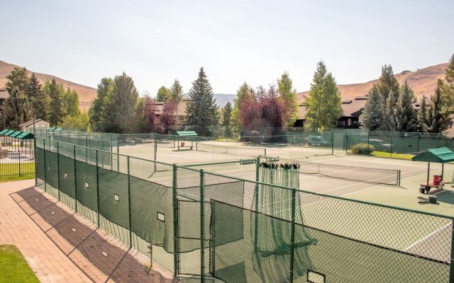 Wildflower 655 - 3 Br Condo