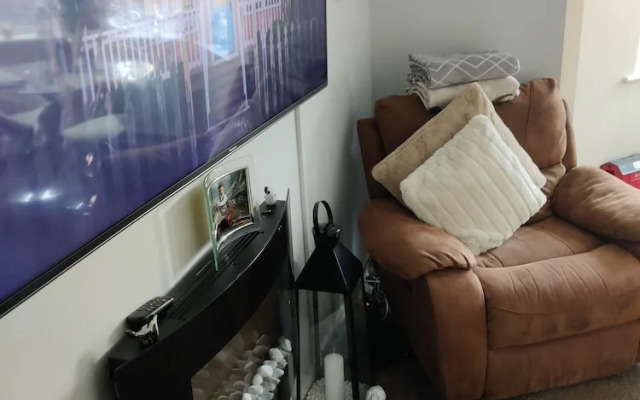 Captivating 1-bed Apartment in Bournemouth