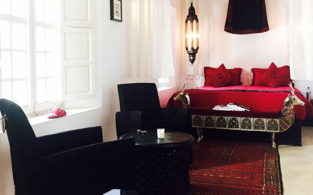 Riad 144