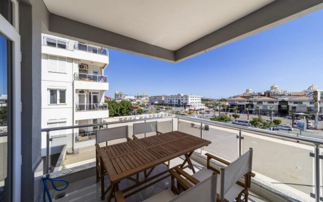 Flat With Walking Distance to Beach in Antalya