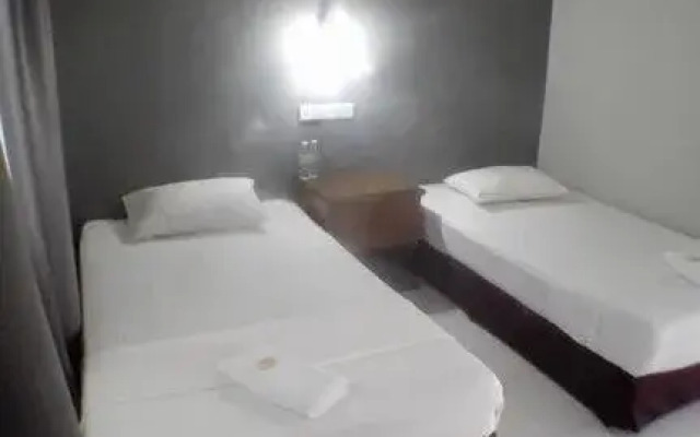 Tebing Guest House