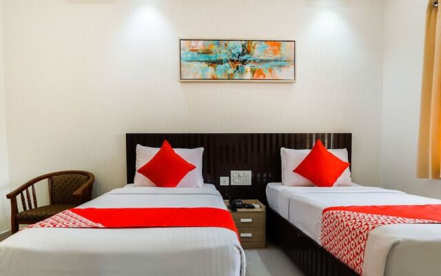 OYO 62647 Hotel Suites 9