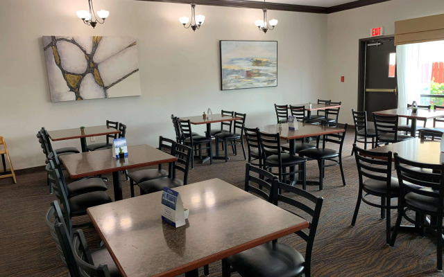 SureStay Plus Hotel by Best Western San Antonio SeaWorld