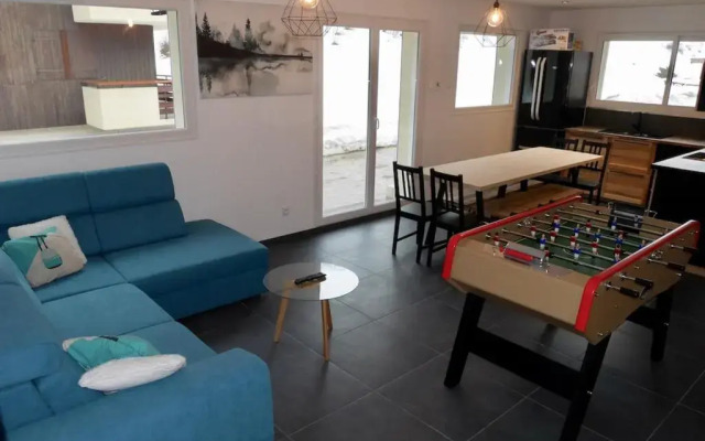 Ecrins 6 n°2: skis aux pieds, appartement neuf